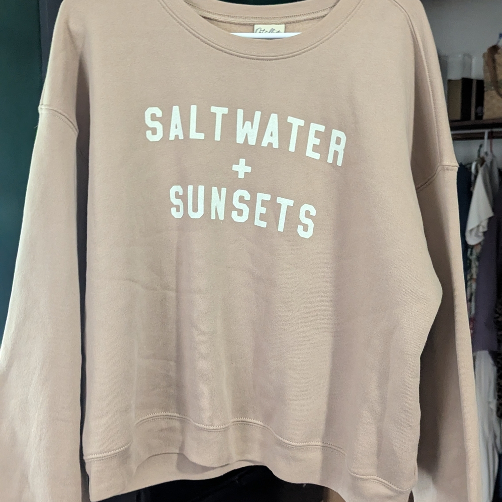 Women's Crew Neck Sweater - Tan Size Large